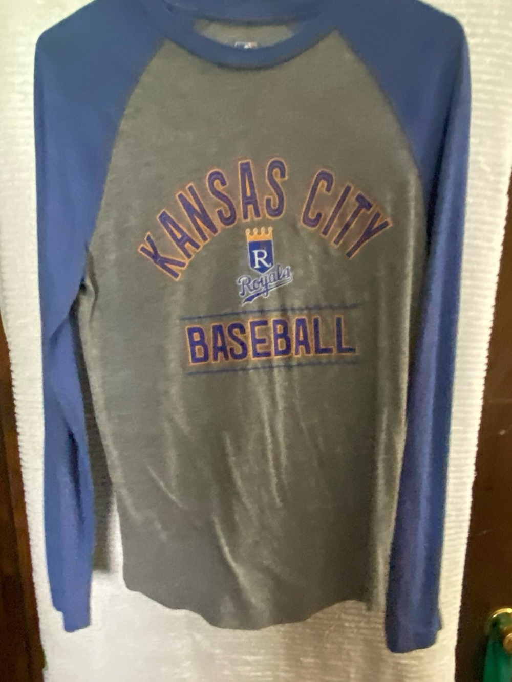 Kansas City Royals women’s Long Sleeve Baseball Tee - Blue/Gray